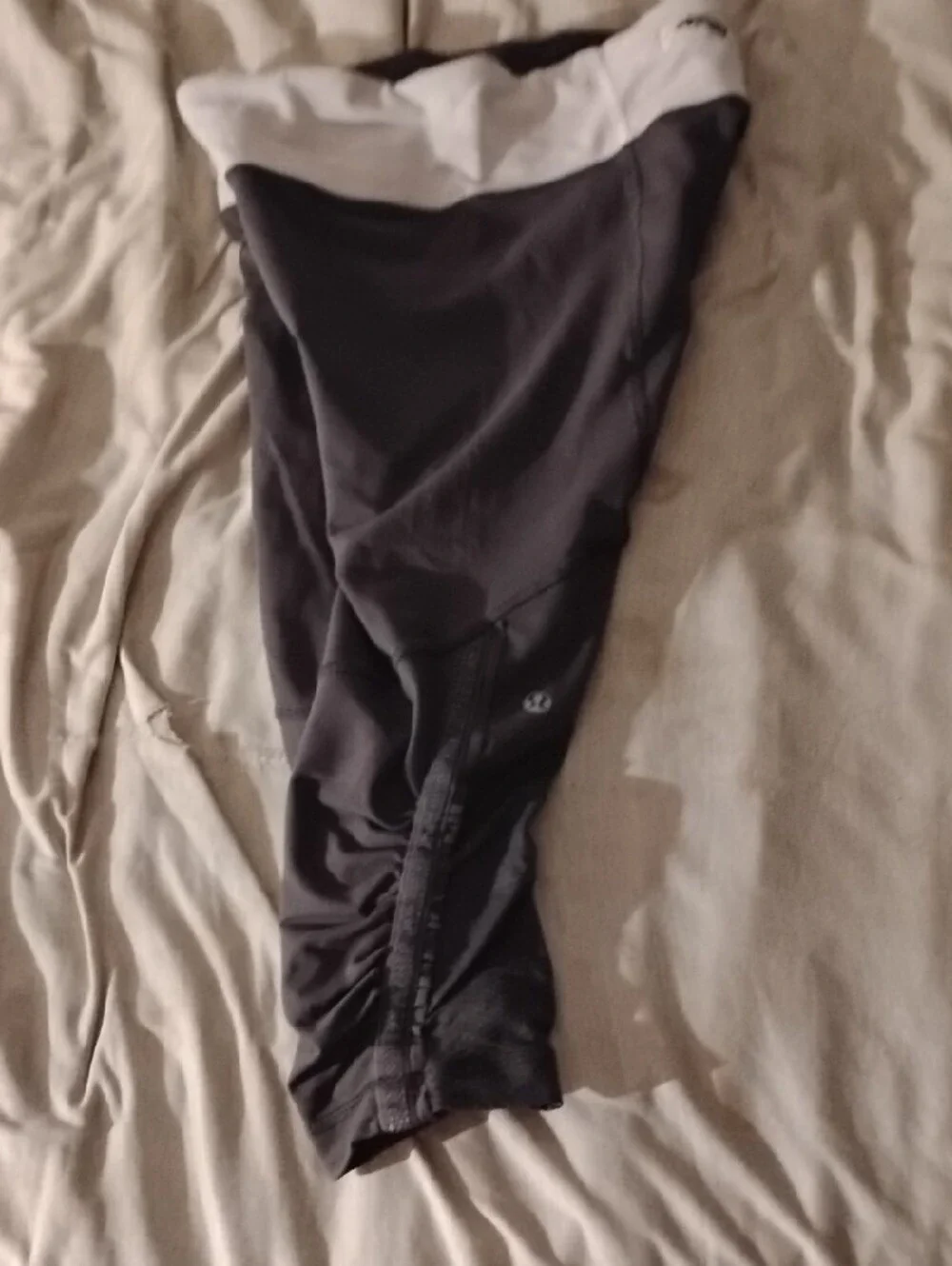lululemon athletica sleek capri